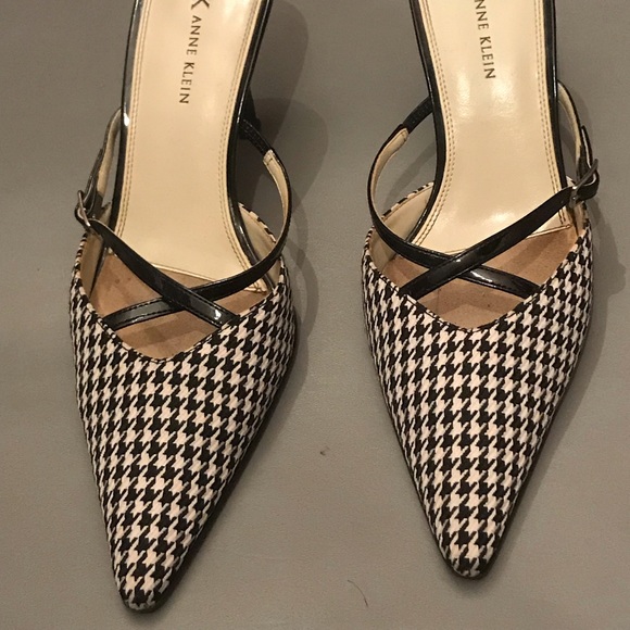 AK Anne Klein Houndstooth Mules / Slip On - Picture 1 of 4